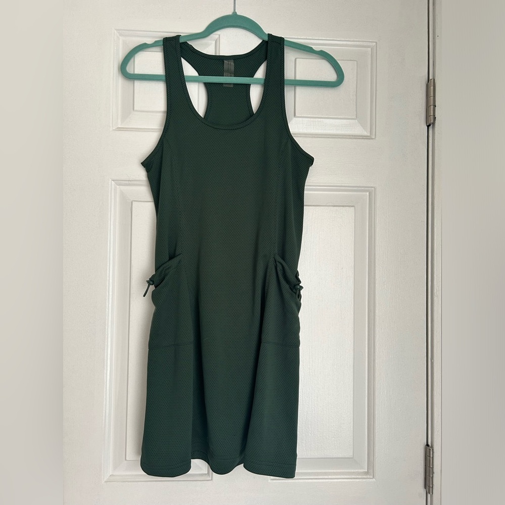 Green mesh, outdoor voices dress. Xs.